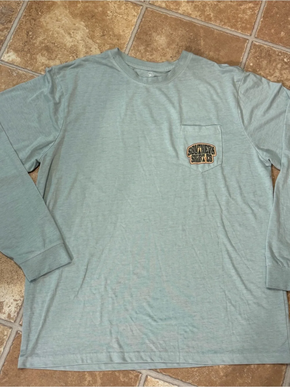 The Southern Shirt Co. long sleeve light weight light blue L/S tshirt men XL